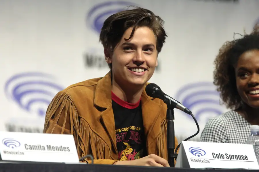 How Tall is Cole Sprouse